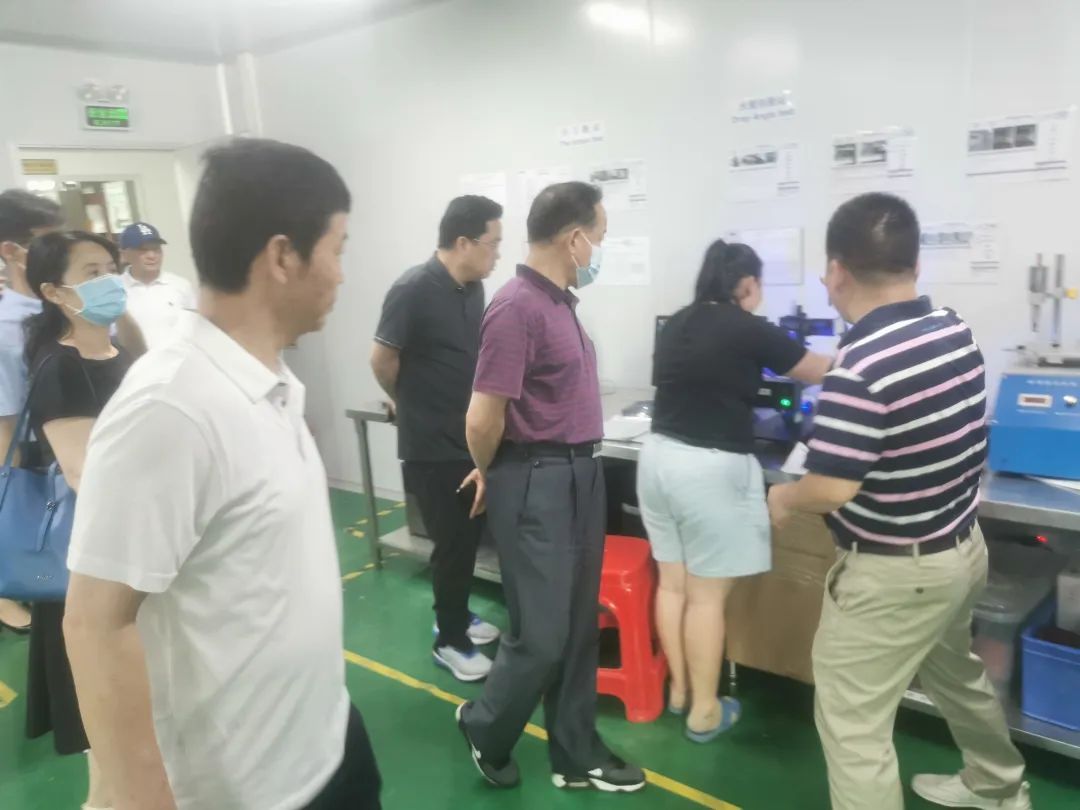 又一高新技術企業(yè)！安徽某地方政府領導一行順利考察電子產(chǎn)品玻璃蓋板投資選址項目