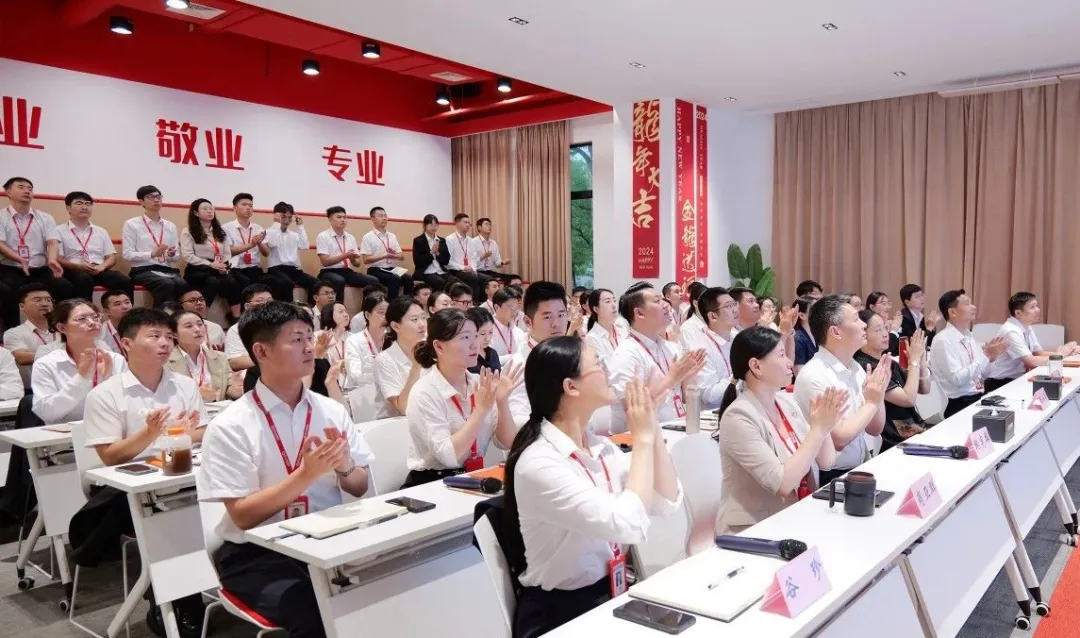 抓好項目開發(fā)先手棋，夯實項目落地硬支撐！9月上旬，集團共33個優(yōu)質(zhì)投資選址項目通過評估