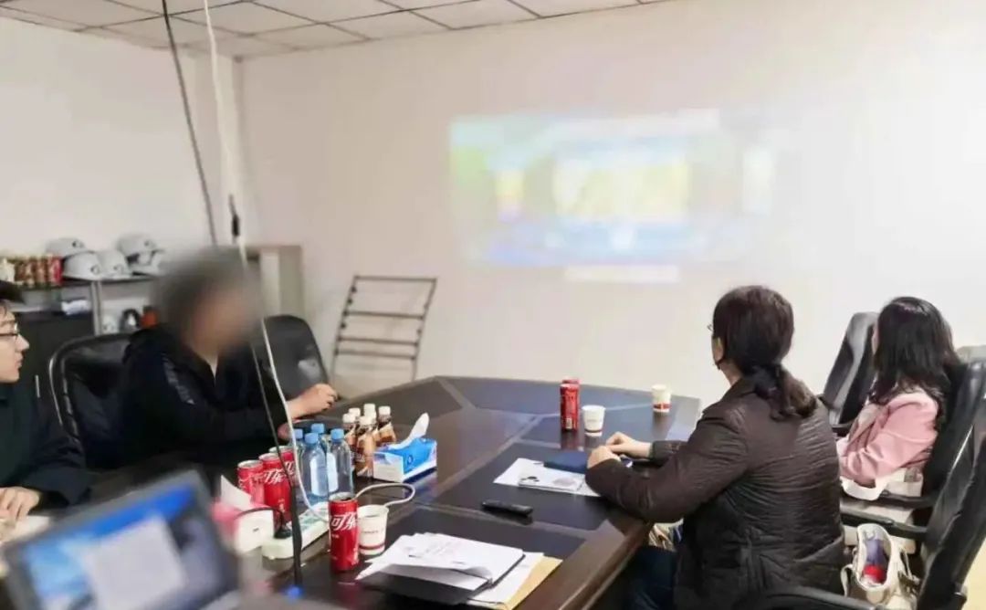 產(chǎn)品廣泛應(yīng)用于港口物流、能源電力、重型制造等領(lǐng)域！遼寧某地方政府實地對接專精特新起重設(shè)備擴(kuò)建投資選址項目